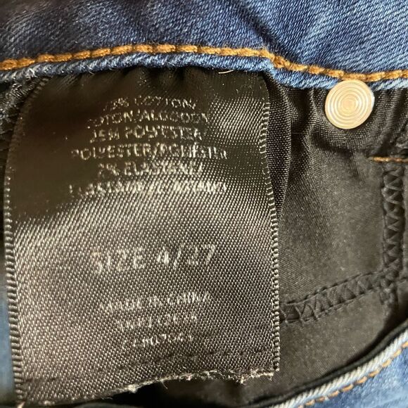 Tahari jeans, Chloe style, Fit Solution Skinny, size 4, excellent condition, - Picture 2 of 6